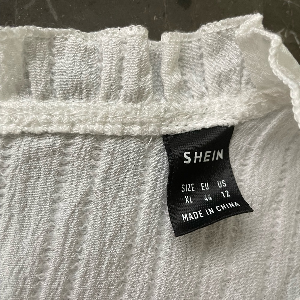 Brand new white blouse ❤️❤️ - Picture 3 of 5